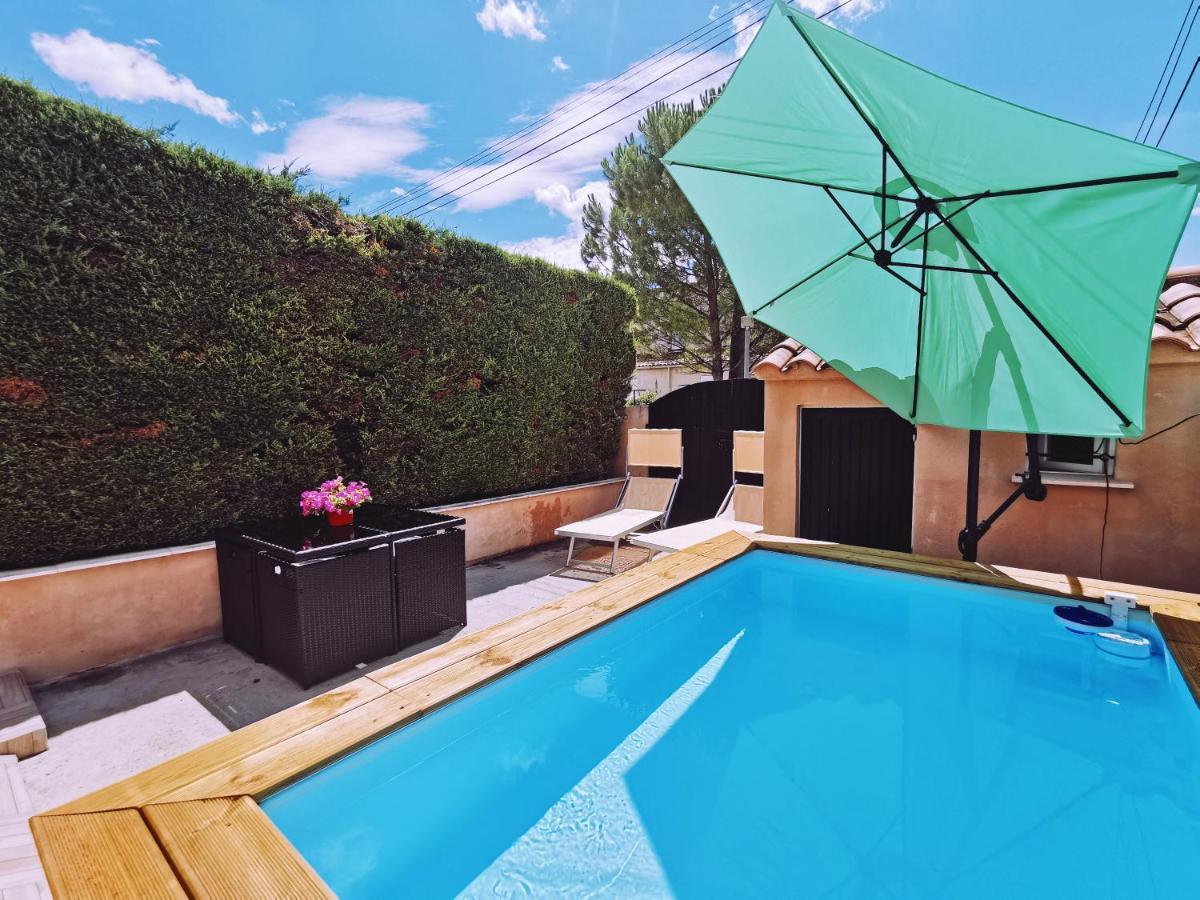 Studio Privatif Climatise , Terrasse Et Piscine 페른느 레 퐁텐느 외부 사진