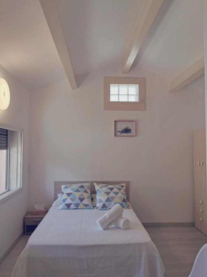 Studio Privatif Climatise , Terrasse Et Piscine 페른느 레 퐁텐느 외부 사진